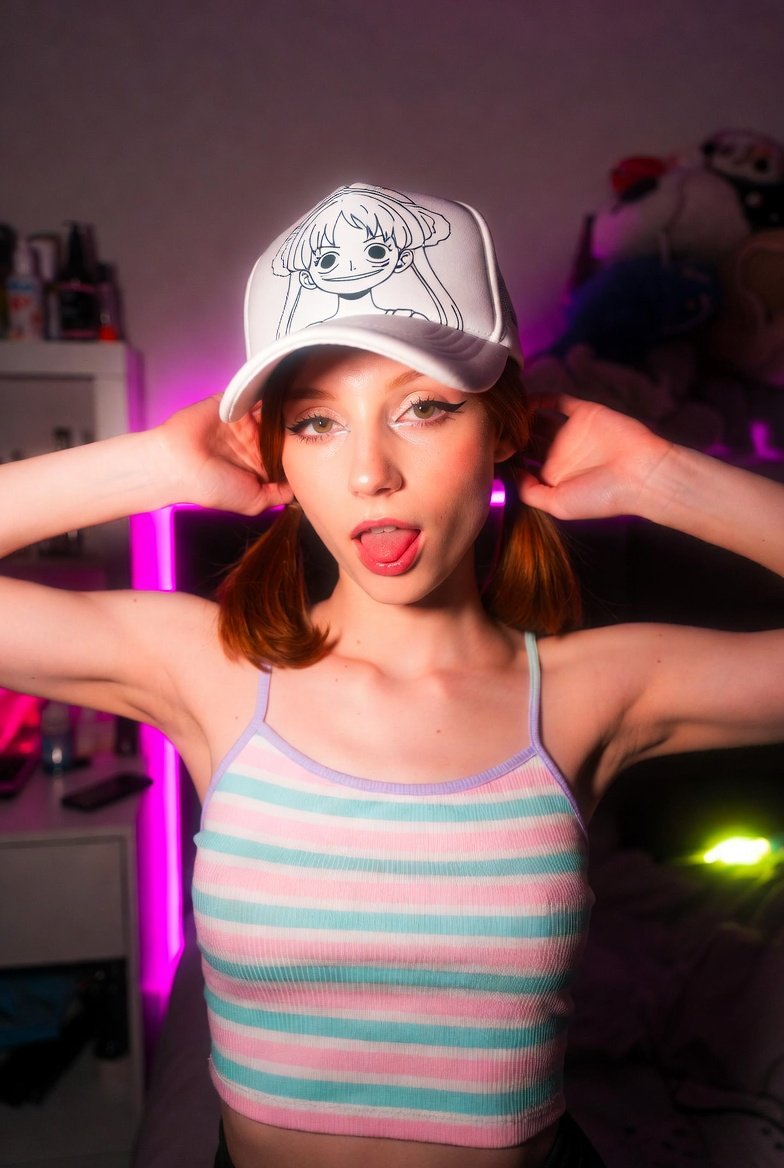 活力四射的动漫风自拍