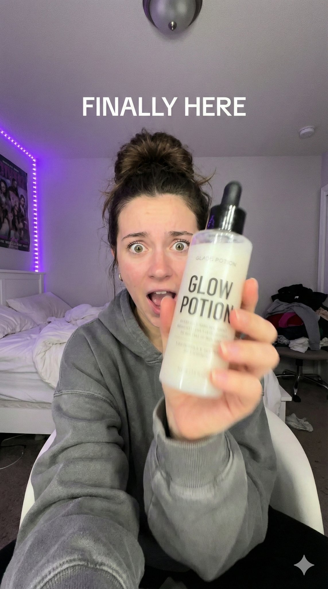 年轻女孩卧室广告创意