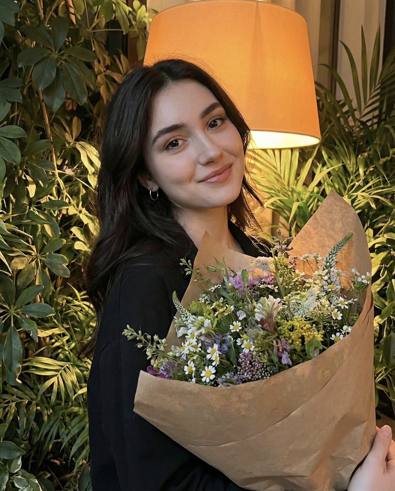 Gemini Nano Banana Pro - 甜美的少女