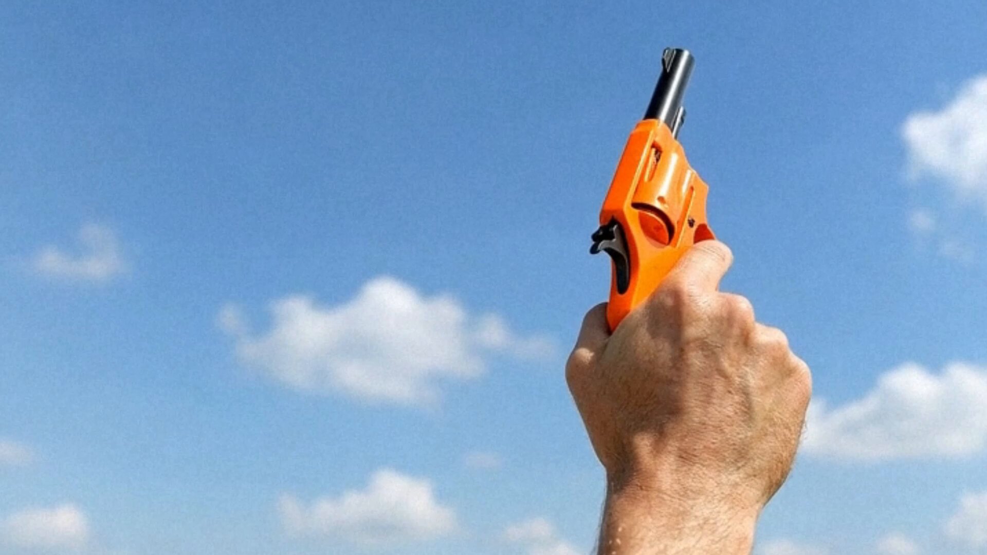 微观人形与蜗牛赛跑