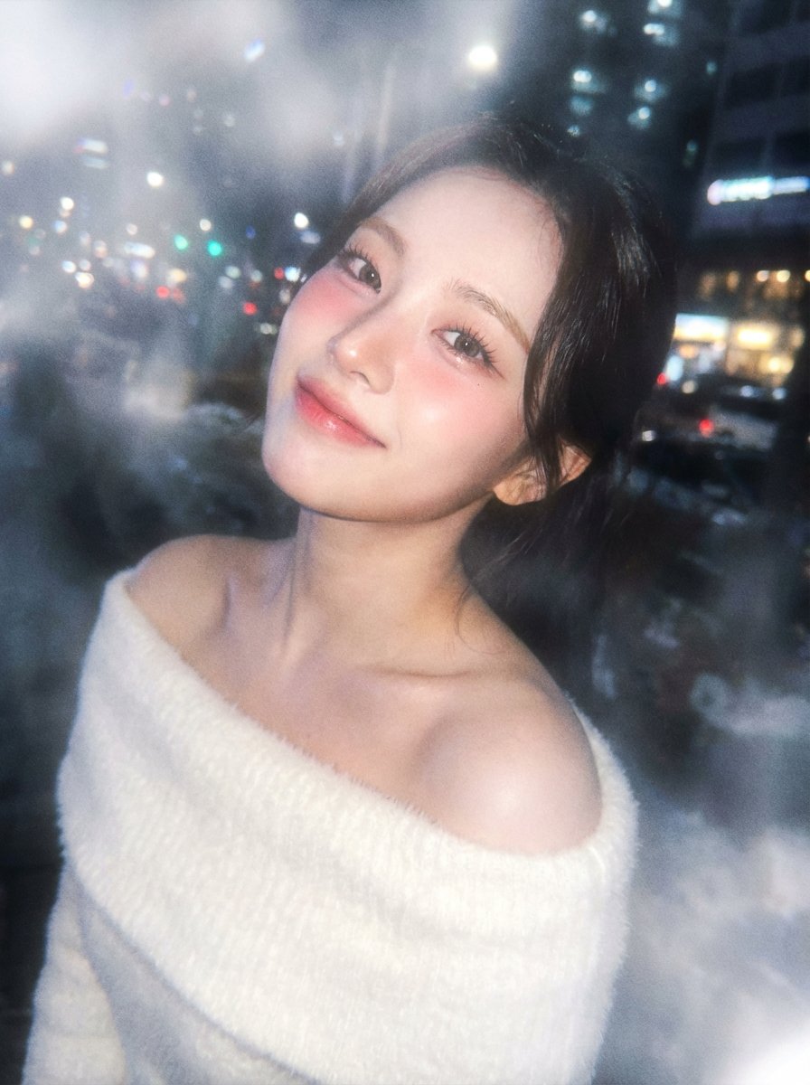 韩国流行偶像冬季约会写真