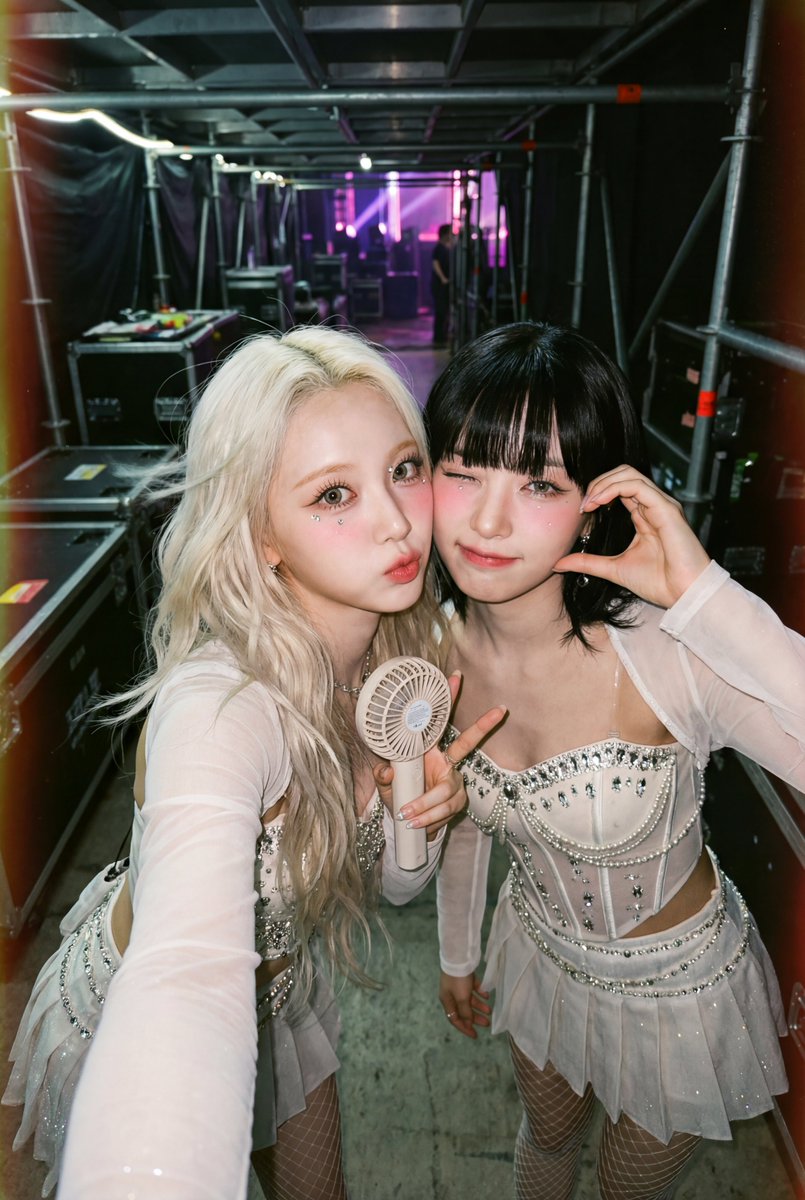 K-pop天后后台自拍