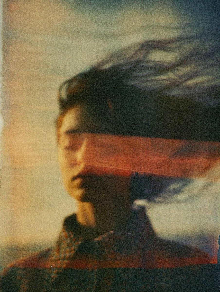 沉思与改善的梦境般电影肖像