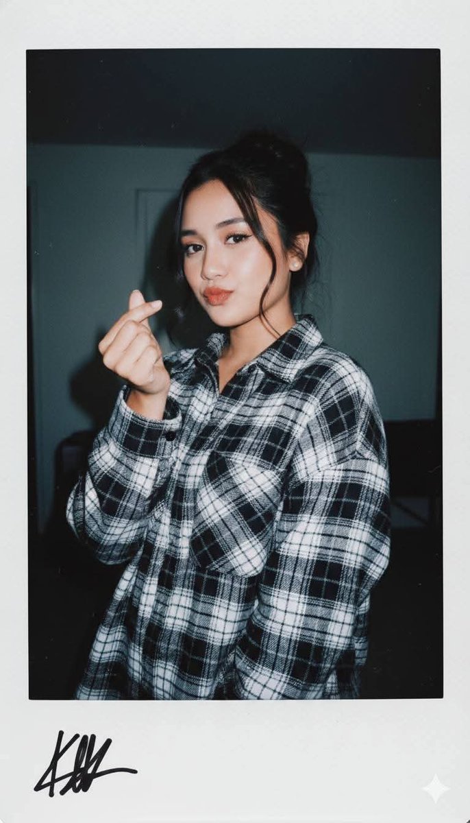 复古胶片风格超写实人像