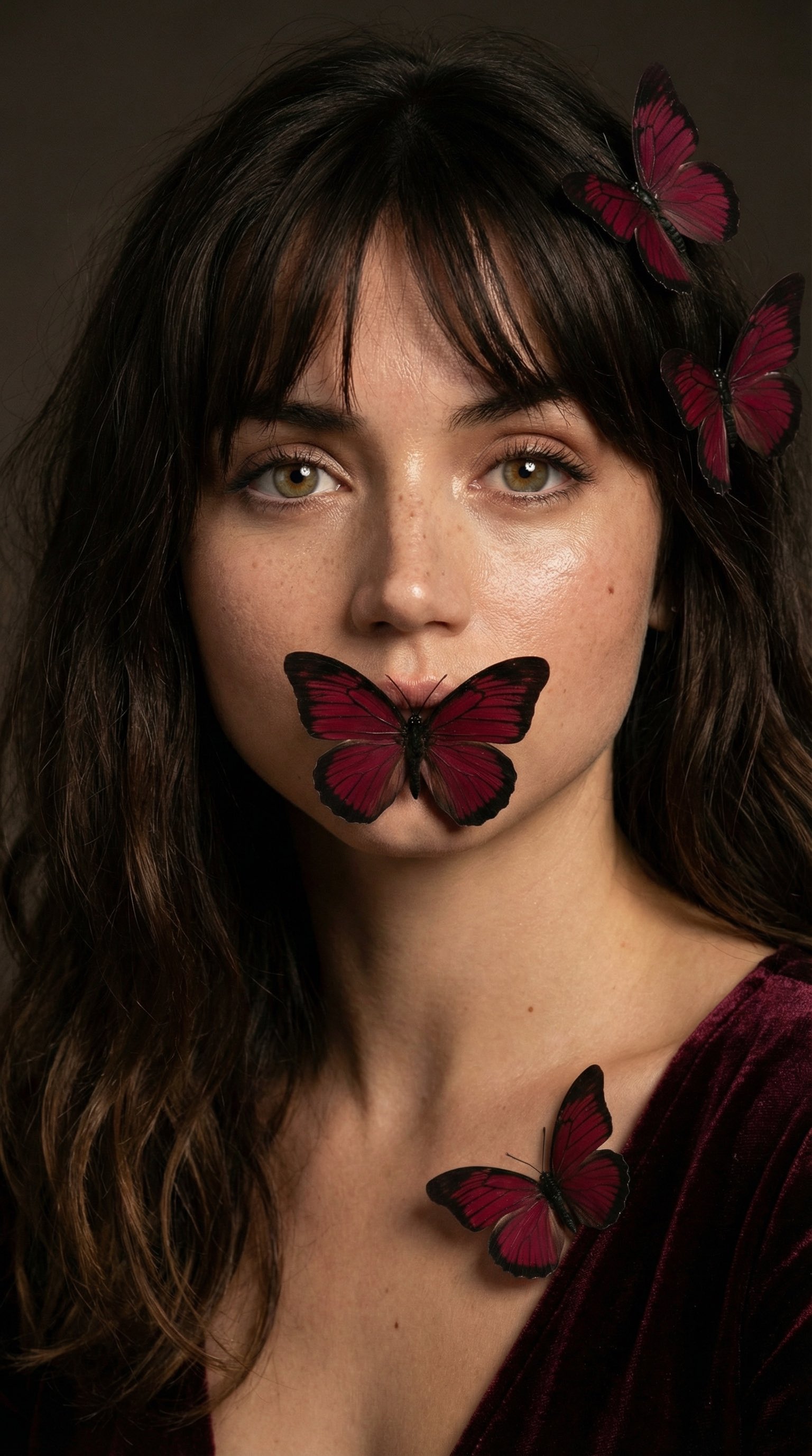 Ana de Armas, Sydney Sweeney, Megan Fox, Billie Eilish 站立像